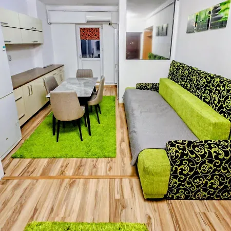 Panoramic View Apartment Craiova